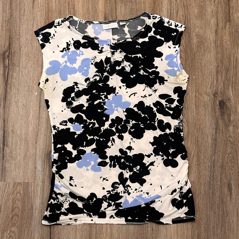 New York & Company Sleeveless Floral Blouse Size S Multicolor Keyhole Neckline